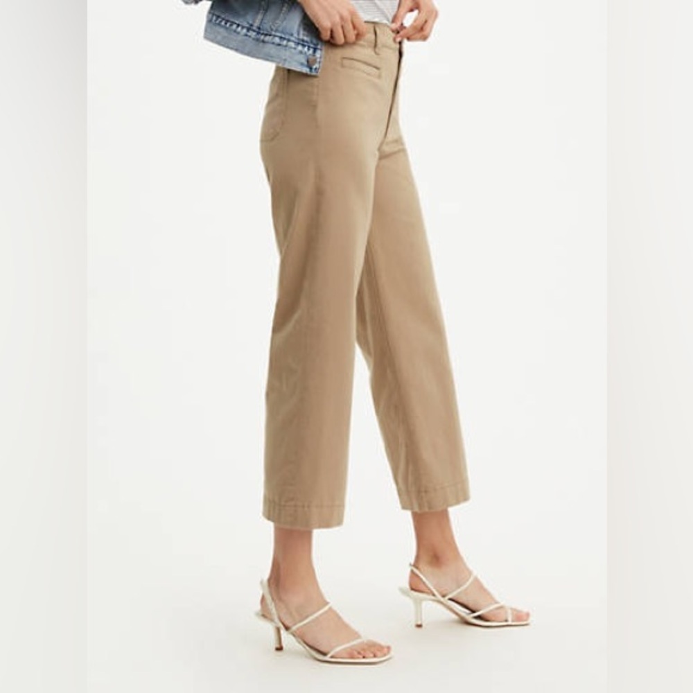 Levi's Women's Ribcage Wide Leg Crop Tan Jeans 26